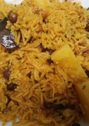 A picture of Aloo Tahiri.