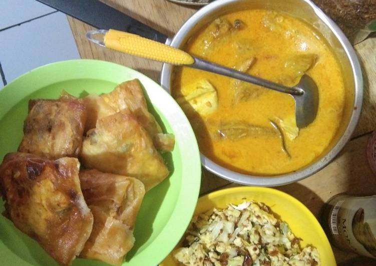 Bagaimana Menyiapkan Sayur santan+baklor+tumis telor, Bisa Manjain Lidah