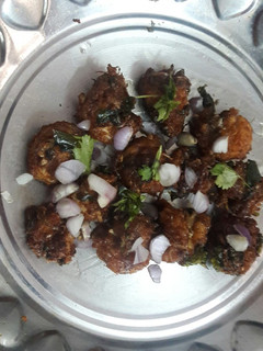 இறால் வறுவல் (Iraal varuval recipe in tamil) செய்முறை முக்கிய புகைப்படம்