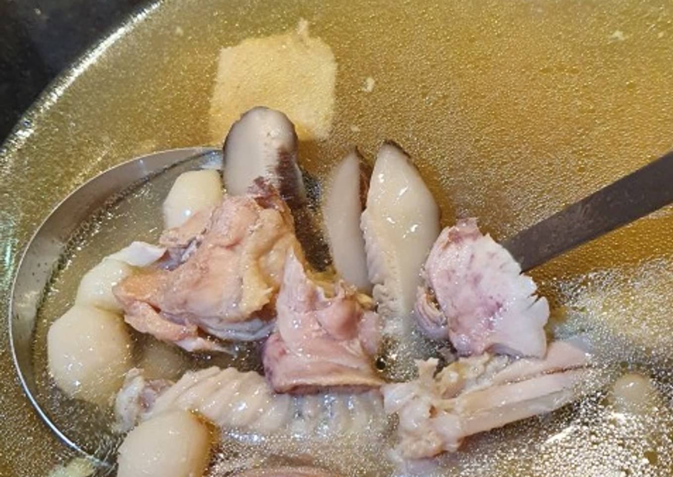 Sop Ayam Isi Babi Cincang + Ginkgo