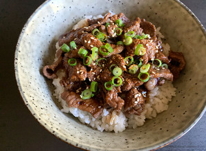 A picture of Teriyaki Beef Rice Bowl.