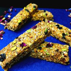 A picture of Peanut & Coconut Nutrition Bar.