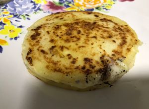 Una foto de Arepa doble queso