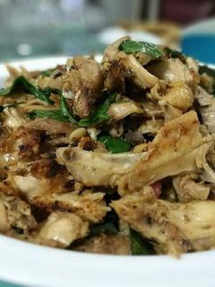 รูปของ ไก่ย่างผัดกะเพรา