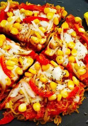 A picture of Maggi pizza.