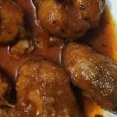 A picture of Fish curry.