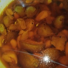 A picture of Aam lehsoora Achaar.