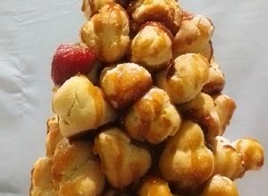 Una foto de 🍯Croquembouche🍯