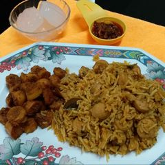 A picture of Chicken Sausage Pulao.