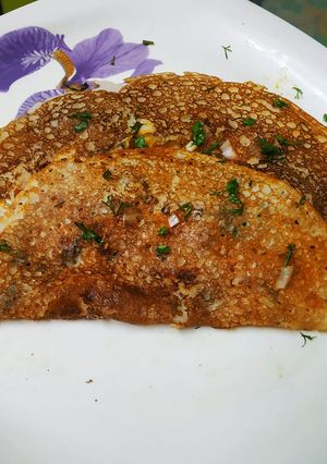 रवा डोसा (rava dosa recipe in marathi) रेसिपी चे मुख्य फोटो 