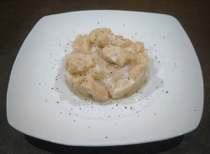 Foto di Gnocchi di cavolfiore al vapore crema di topinambur e taleggio