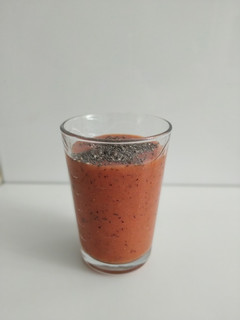 Foto principal de Smoothie de mango y frutos rojos 🍓