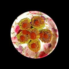 A picture of Cheese Broccoli Aloo coins.