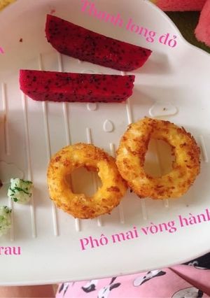 Hình của món Phô mai vòng hành - ăn dặm cùng mẹ 🍓.