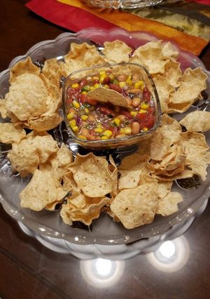 A picture of Mexican Bean Salsa with corn Tortilla chips.