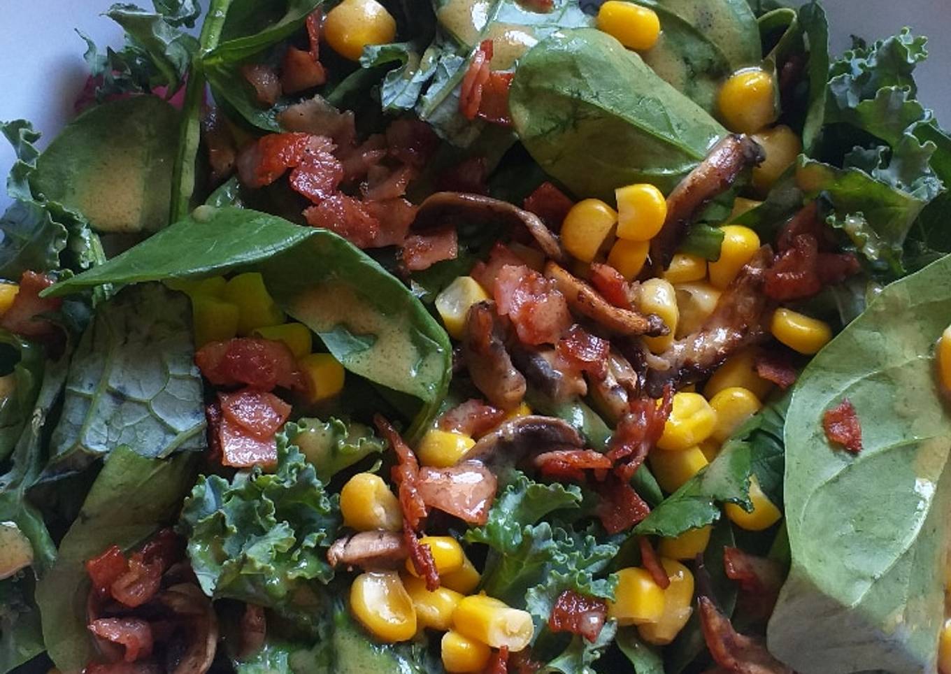 Ensalada de espinacas con tocino