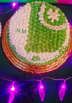 A picture of Pakistan theme cake.