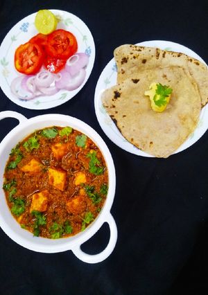 A picture of Paneer Angara.