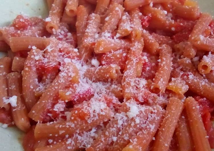 Sedanini di lenticchie al pomodoro piccante