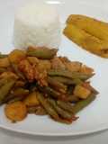 Saltado de vainitas con carne