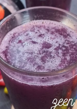 A picture of Black Grape Juice.