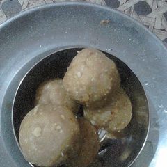 Instant peanuts ladoos A picture of Instant peanuts ladoos.