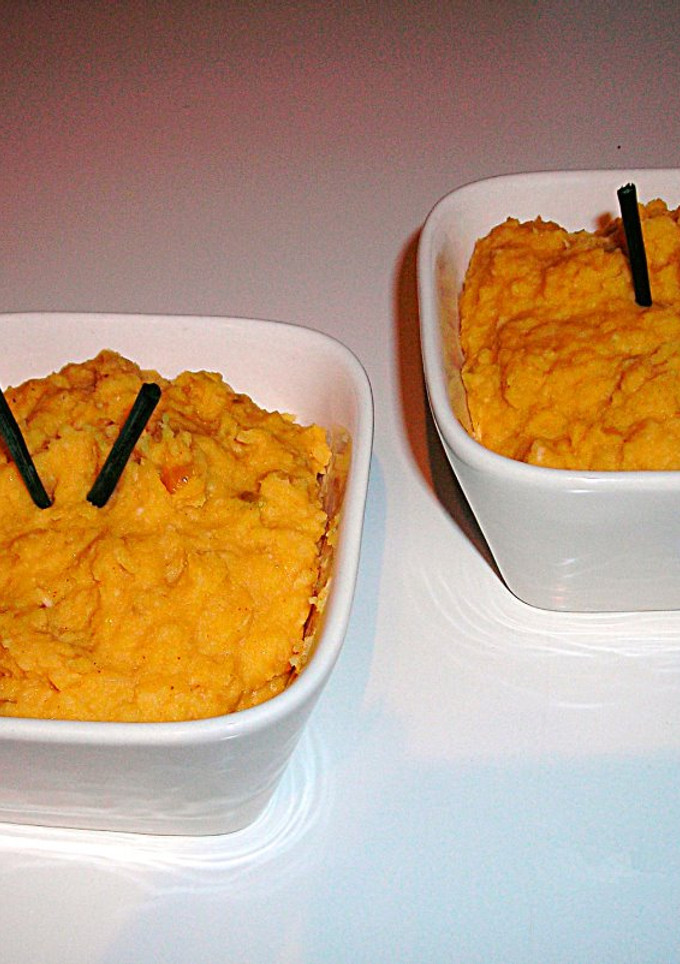 Una foto de Paté de garbanzos con pimentón-veggie