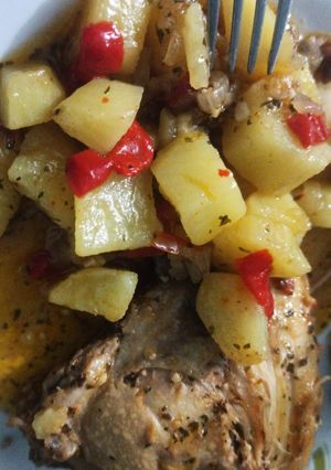 Una foto de Pollo a la cacerola con papas
