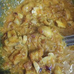 A picture of Mushroom masala.