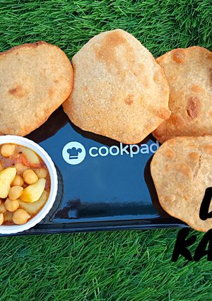 A picture of Kachori.