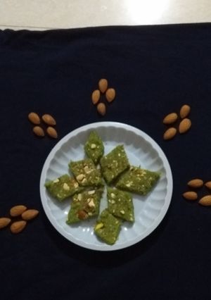 A picture of Spinach Barfi.