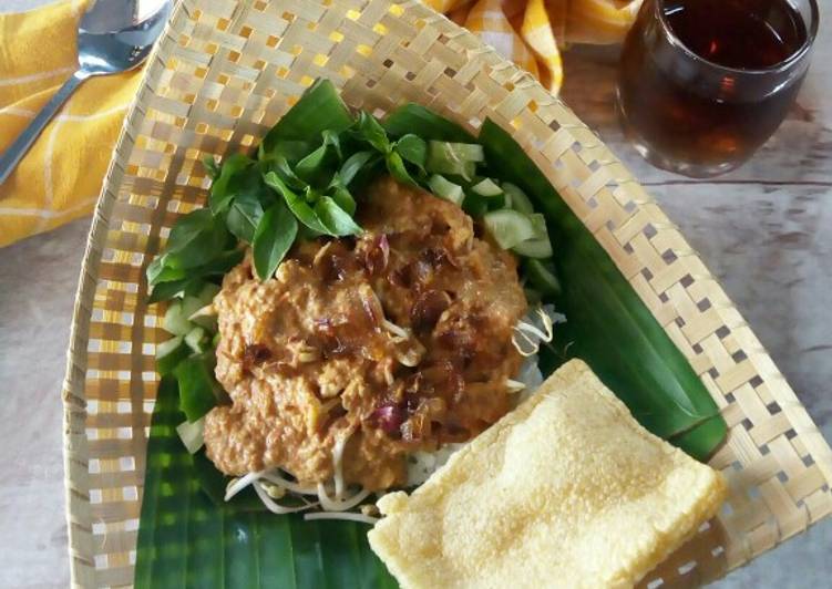 Resep Nasi Lengko Cirebon yang Bikin Ngiler