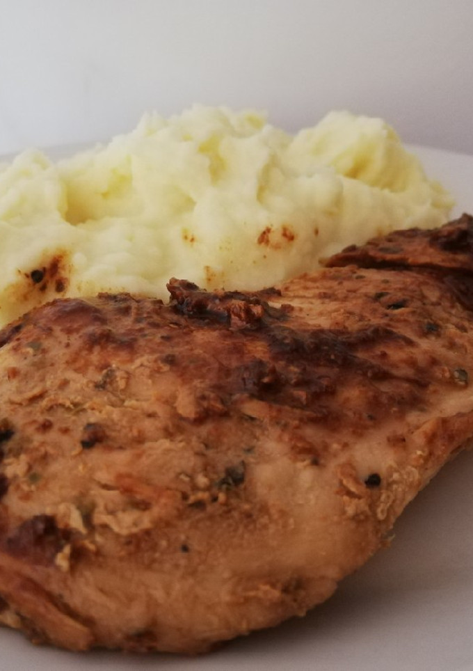 Una foto de Pechuga de pollo al limón