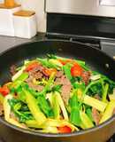 Thịt bò xào cần tây