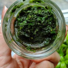 A picture of Traditional Mint Sauce.