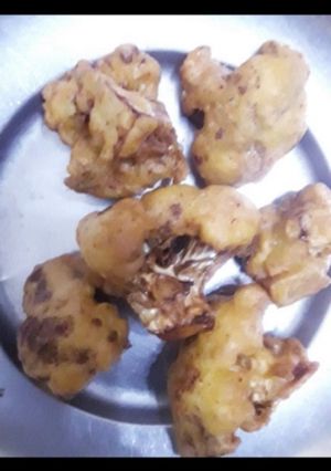 गोभी के पकौड़े (gobi ke pakode recipe in Hindi) रेसिपी मुख्य फोटो