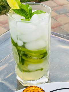 A picture of Virgin Mojito.