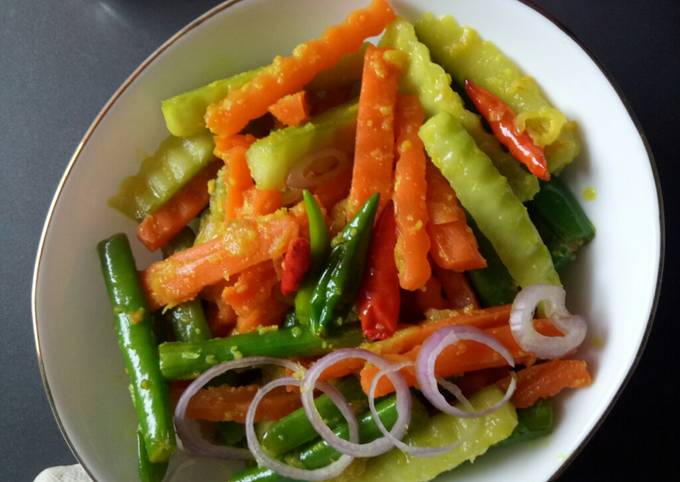 Resep 120. Acar Kuning Wortel Timun Buncis Oleh Itha Subekti - Cookpad