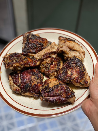Bagaimana Membuat Ayam Rosemari panggang Bawang Putih Istimewa