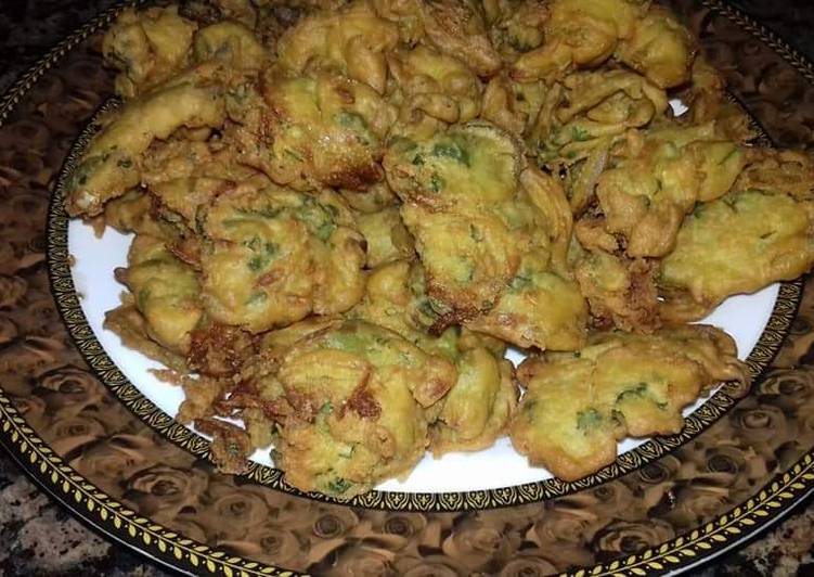 Step-by-Step Guide to Prepare Super Quick Homemade Crispy Pakoray