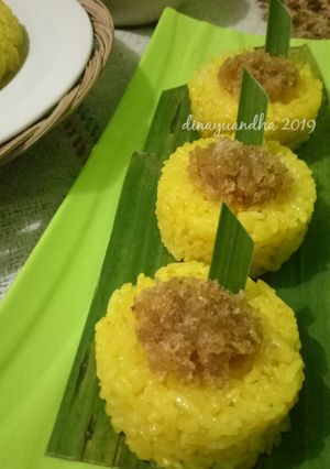 Foto resep Ketan Kuning (Pulut Kuning) Unti Kelapa