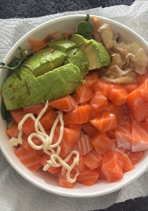 A picture of Salmon Poké Bowl 🍣✨.