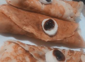 صورة لوصفة كريب بالموز ومربى الكرز 😋