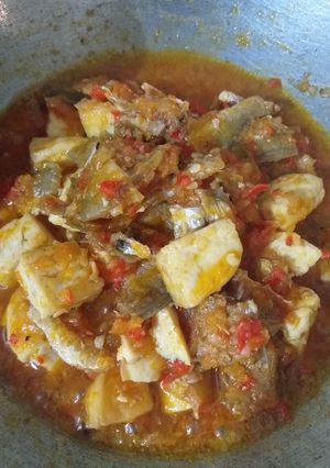 Foto resep Balado ikan asin + tahu
