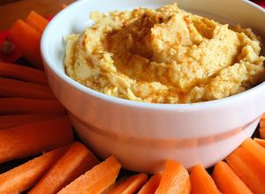 Una foto de Hummus rápido sin tahin