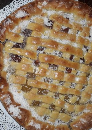 Una foto de Pastafrola 1/2 membrillo 1/2 de batata