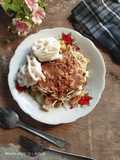 Ketupat Tahu Telur Bumbu Pecel
