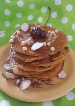 Una foto de Pancakes de zanahoria y mandarina