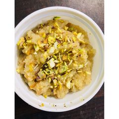 A picture of Suji ka halwa.