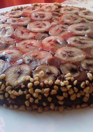 Una foto de Tarta de chocolate y banana sin horno ni gluten
